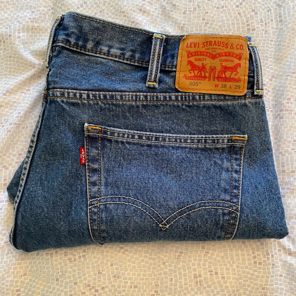 Levi’s Men’s 505 Jeans; size 38x29